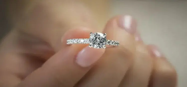 Moissanite vs Diamond: Key Differences Explained