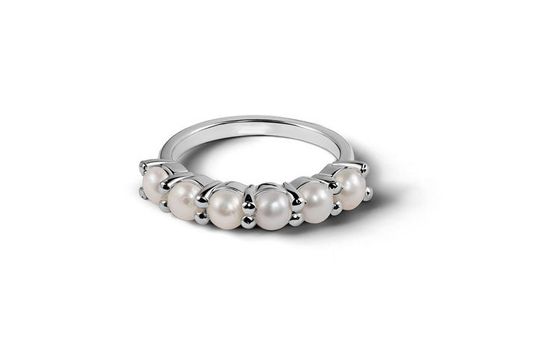 Enchanting Pearl Ring